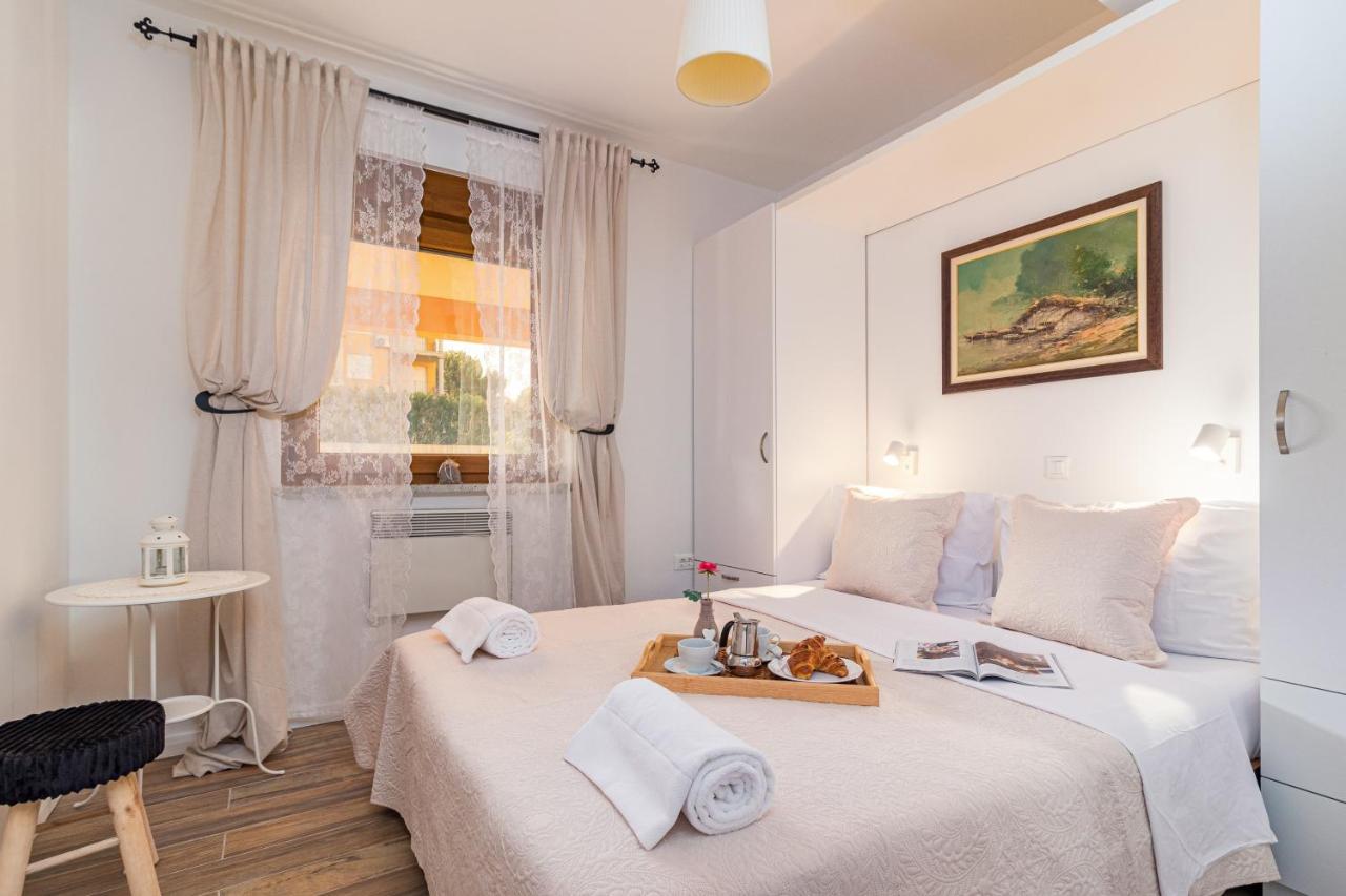Lovely Istrian Apartment With A Private Swimming Pool And A Charming Garden Banjole Dış mekan fotoğraf